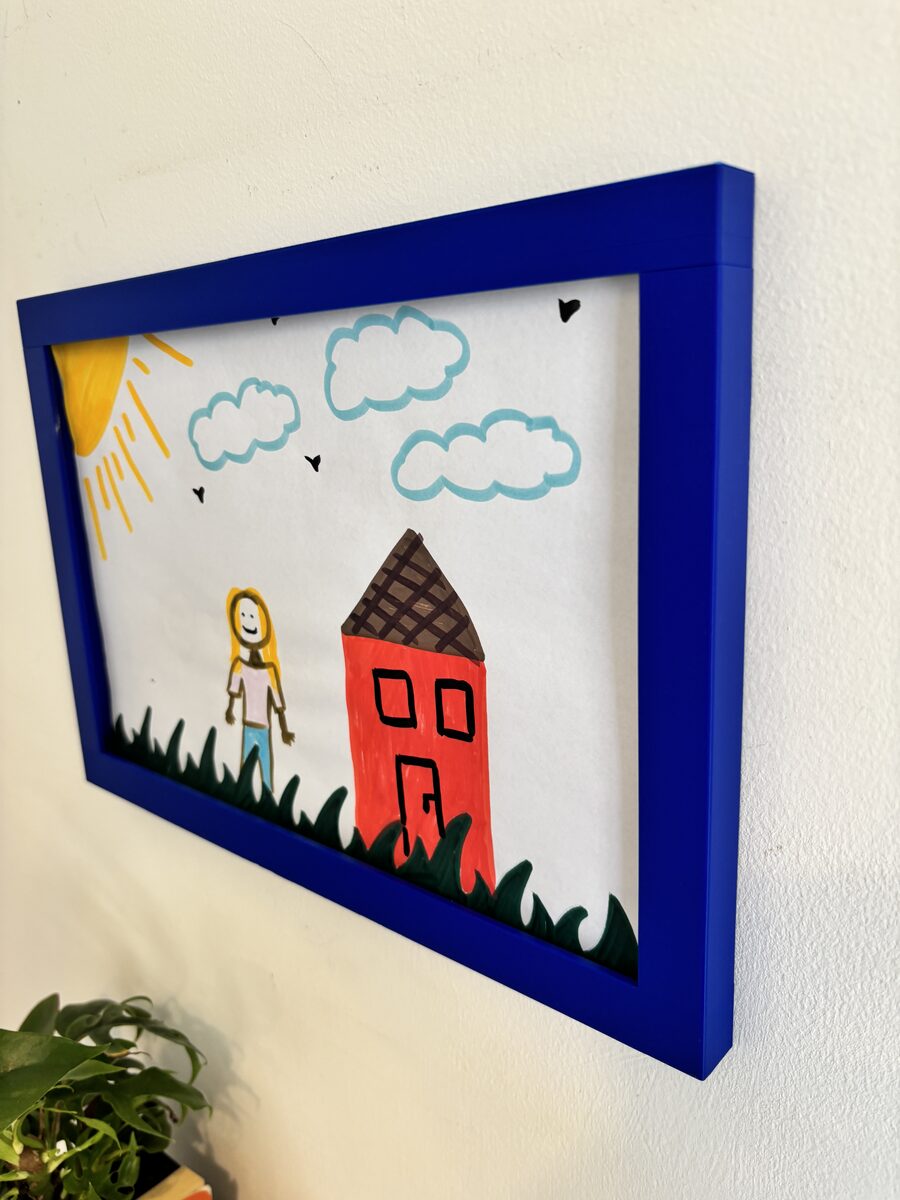 A4 Wall Frame – Top-loading, Multi-page Holder - thumbnail 7