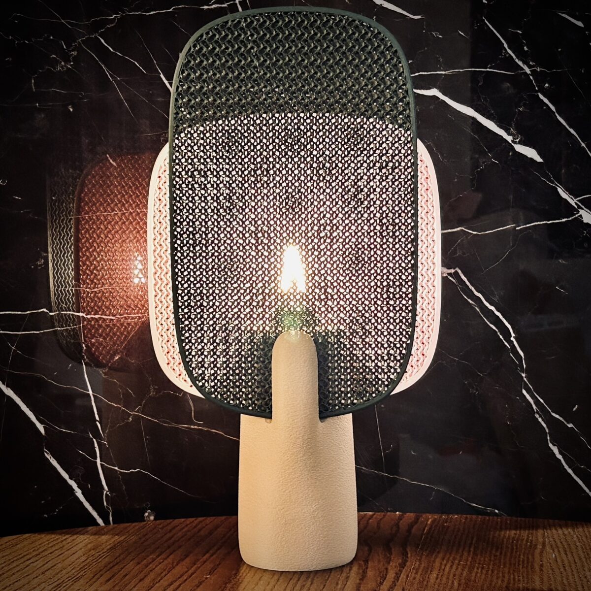 CERCA_table-lamp_green-pink-front-2