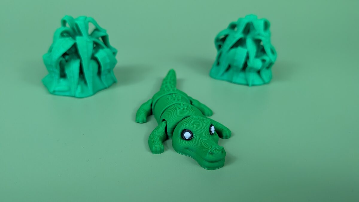 Crocodile - Articulated Keychain Figure - thumbnail 2