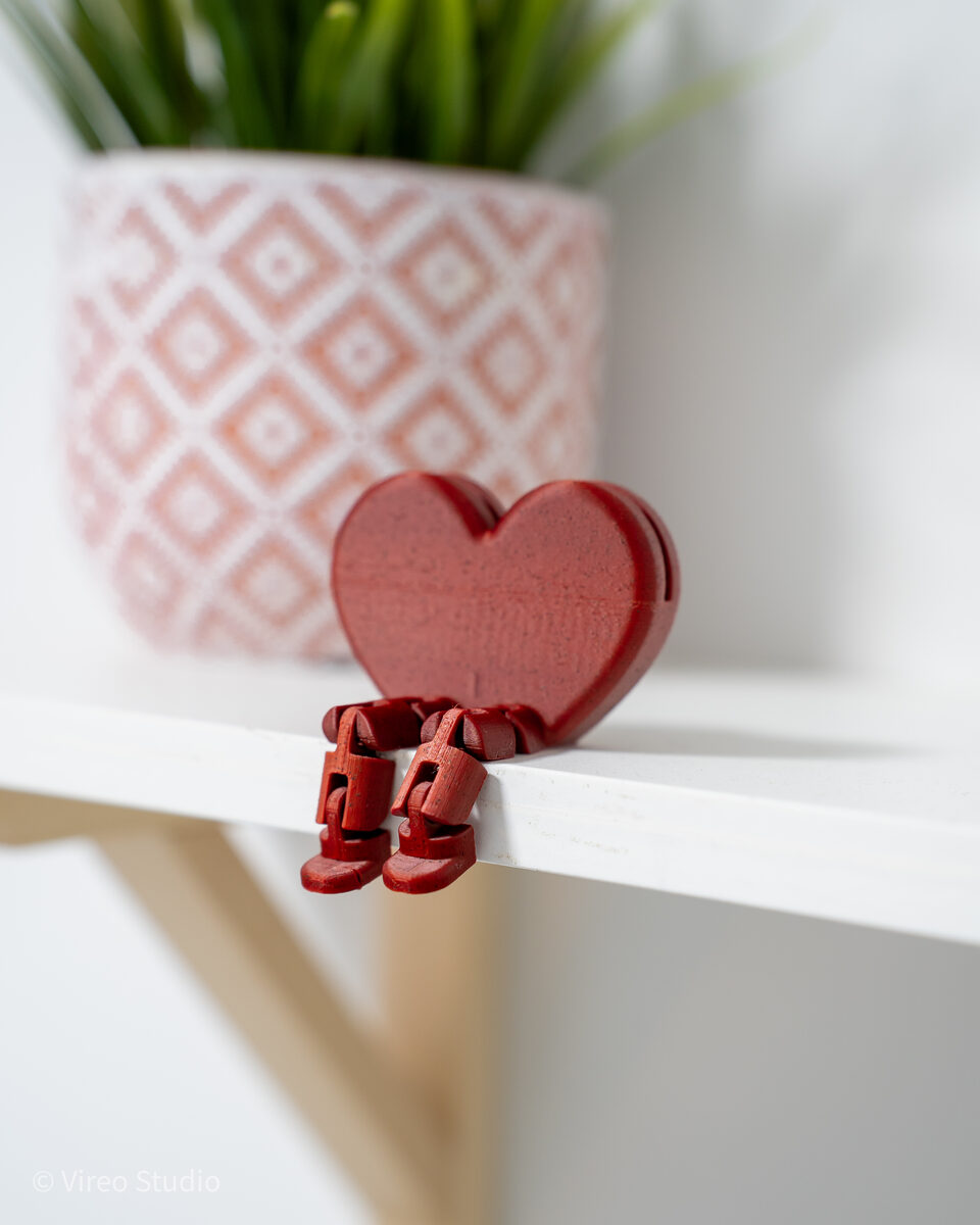 Flirty | Heart Photo & Card Display With Flexible Legs - thumbnail 7
