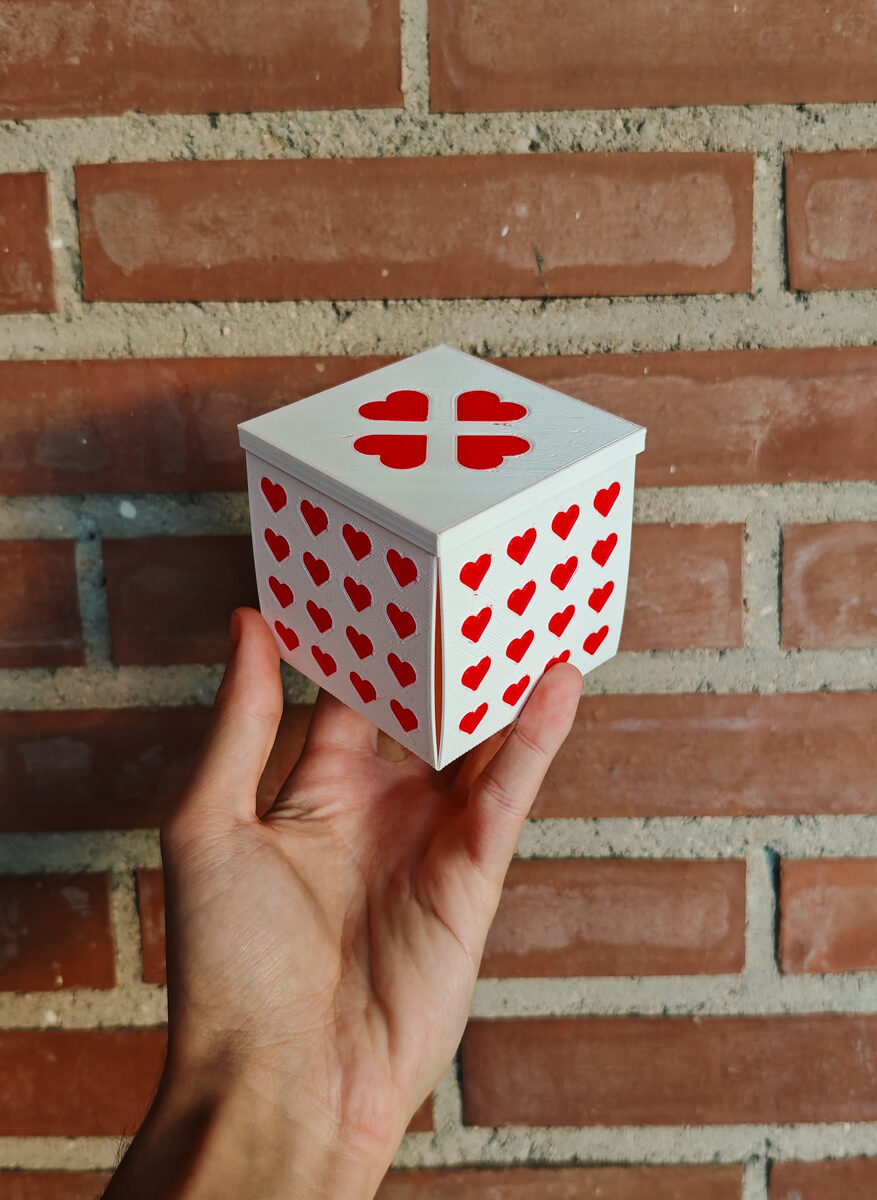 Foldable Valentine Gift Box - thumbnail 5