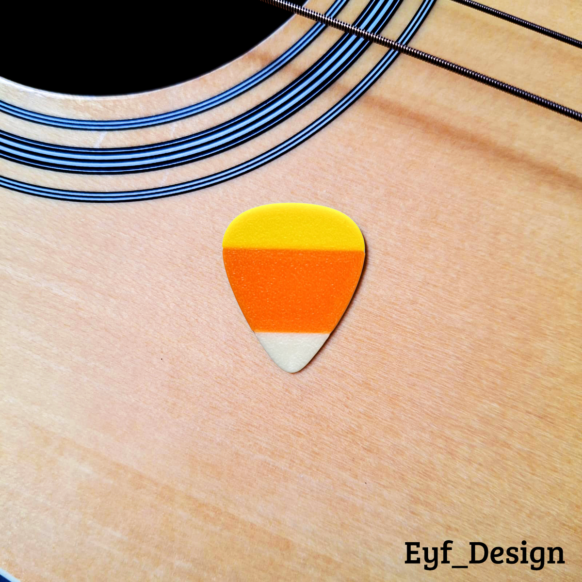 Guitar Pick - Candy Corn - thumbnail 2