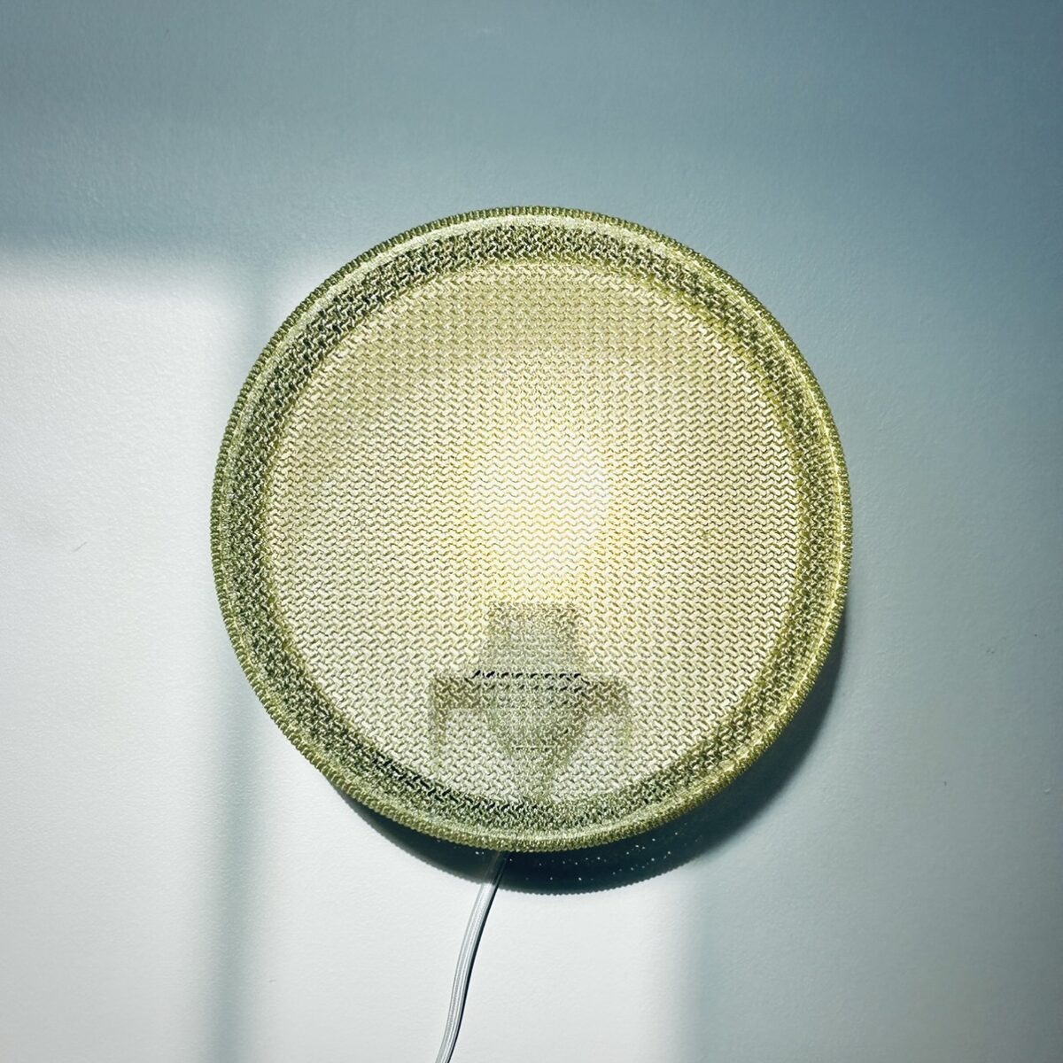 MALLA_wall-lamp_front-ON