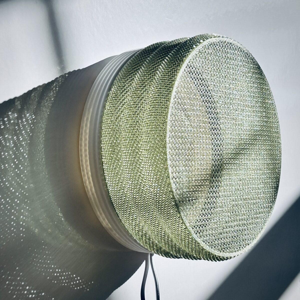 MALLA_wall-lamp_side-OFF-day