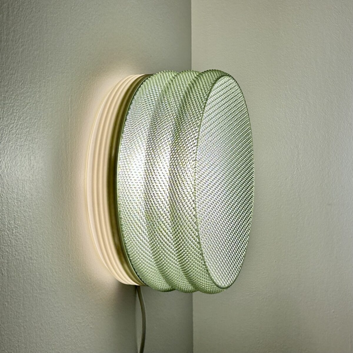 MALLA_wall-lamp_side-ON
